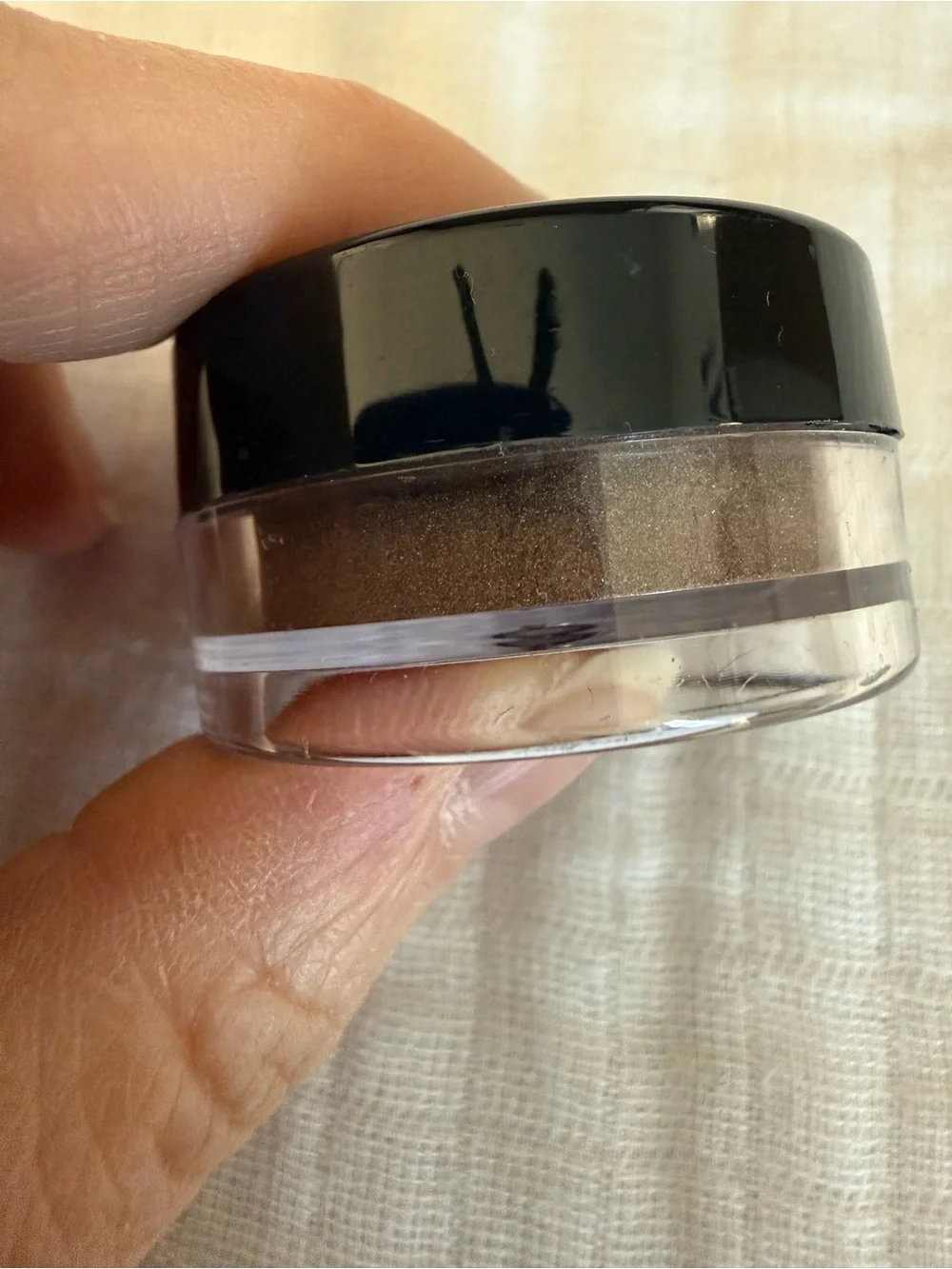 New Savvy Minerals by Young Living - Eyeshadow Color -Determined